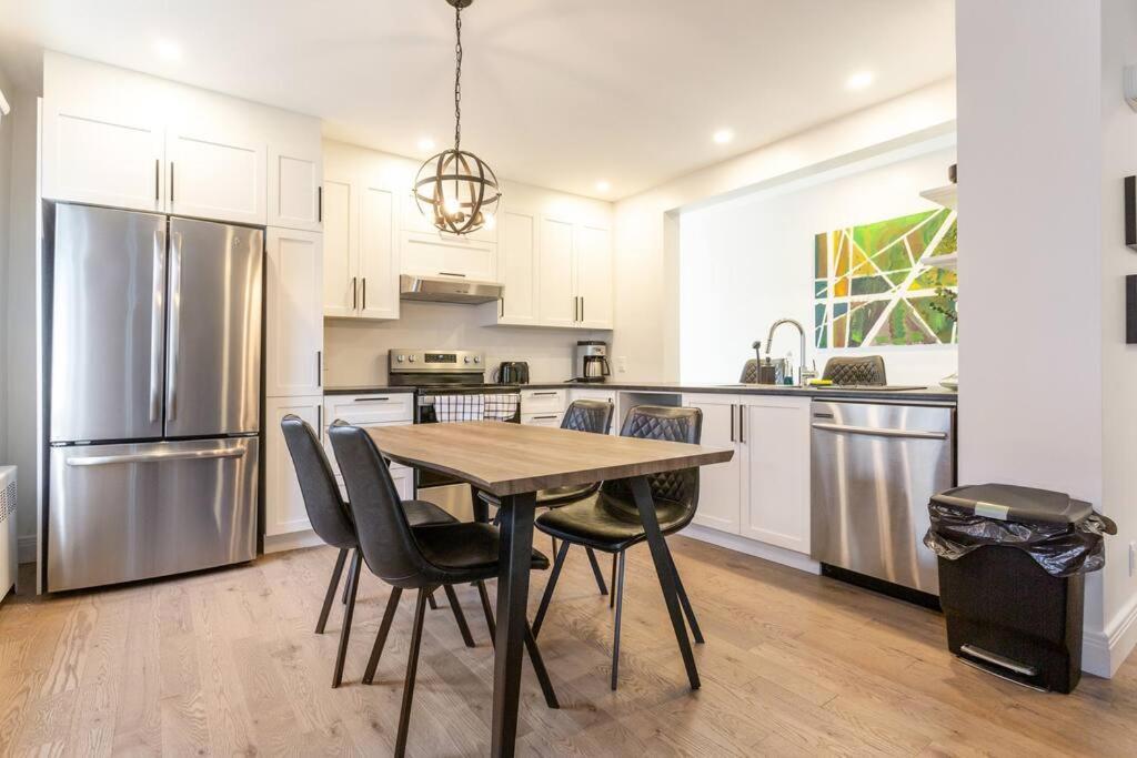 Free Parking, Beautiful 4 1/2- 2 Bedroom Apartment Montreal Exterior foto