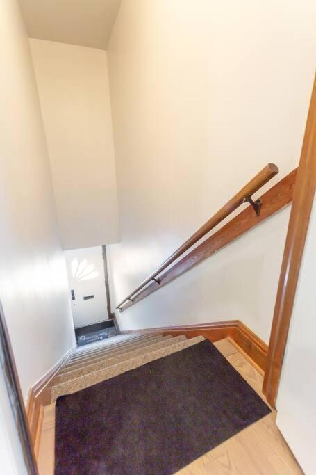Free Parking, Beautiful 4 1/2- 2 Bedroom Apartment Montreal Exterior foto